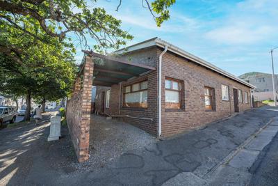 Commercial Property For Sale in Central, Grahamstown
